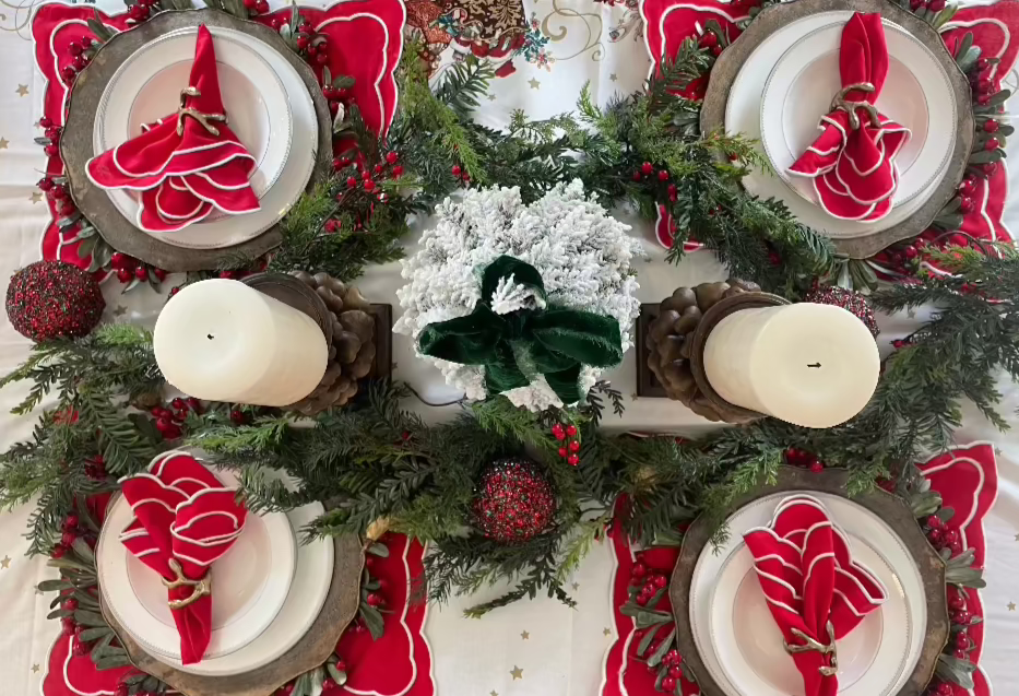 Red Berry Charger Wreath